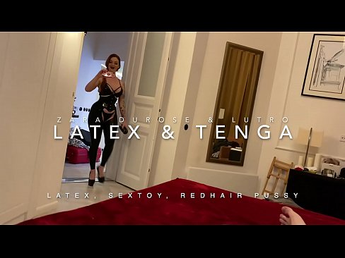 ❤️ Stepsister Redheaded fil-kostum tal-latex fucked minn stepbrother ❤️ Vidjo porn lilna ☑